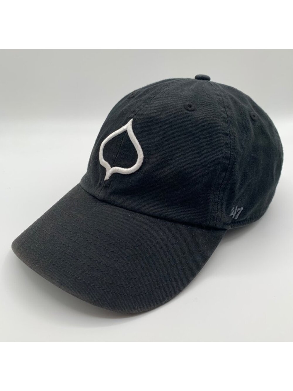 Aspen Leaf Unisex Black 47 Brand Clean Up Relaxed Fit Strapback Hat